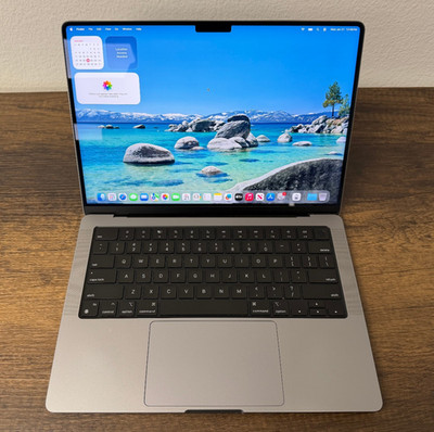 MacBook Pro 14'' M2 Max 3.68Ghz 32GB RAM  1TB SSD 30 Core GPU A2779