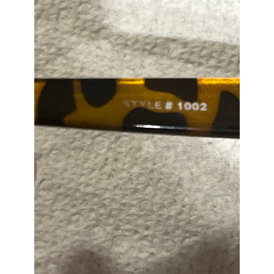 Pugs Sunglasses Style 1002 Black Tortoise Shell Frames - Image 3 of 3