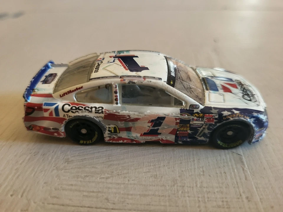 DUO SOLD Jamie McMurray #1 2013 1:64 Diecasts / NASCAR Foto 4 de 4