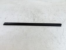2017-2022 JEEP COMPASS FRONT RIGHT SIDE DOOR WINDOW INNER WEATHERSTRIP SEAL OEM