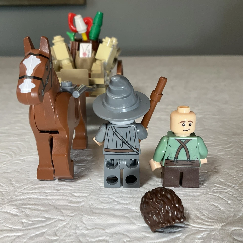 LEGO 79003 The Hobbit An Unexpected Gathering & 9469 Gandalf Arrives - Image 4 of 4