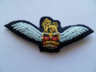 brit army glider pilot older wing padded ex cond