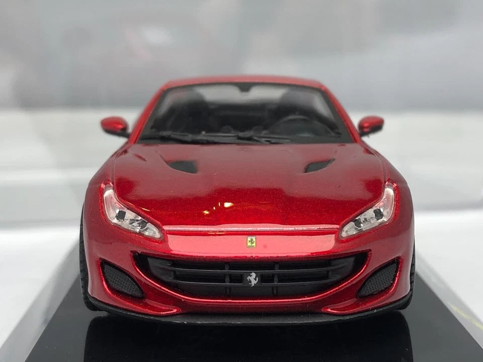 2018 Ferrari Portofino Rosso Metallizzato 1/43 Modellino Auto Ixo Altaya - Immagine 2 di 4