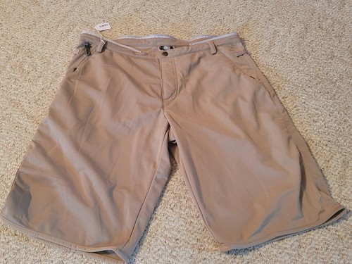 686 Shorts By Westlife Distribution Inc 