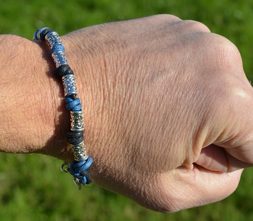 Braccialetto Bracciale Uomo Sport Volley Pallavolo Basket Calcio Nero Azzurro - Foto 13 di 18