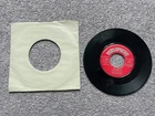 BEATLES ’Love Me Do’ 7” Vinyl RECORD 1962 Single Red Parlophone 1982 Re-issue