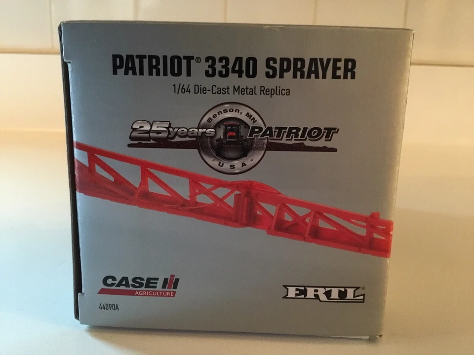 1/64 Case IH Patriot 3340 Sprayer 25th Anniversary Edition Chaser - Image 4 of 4
