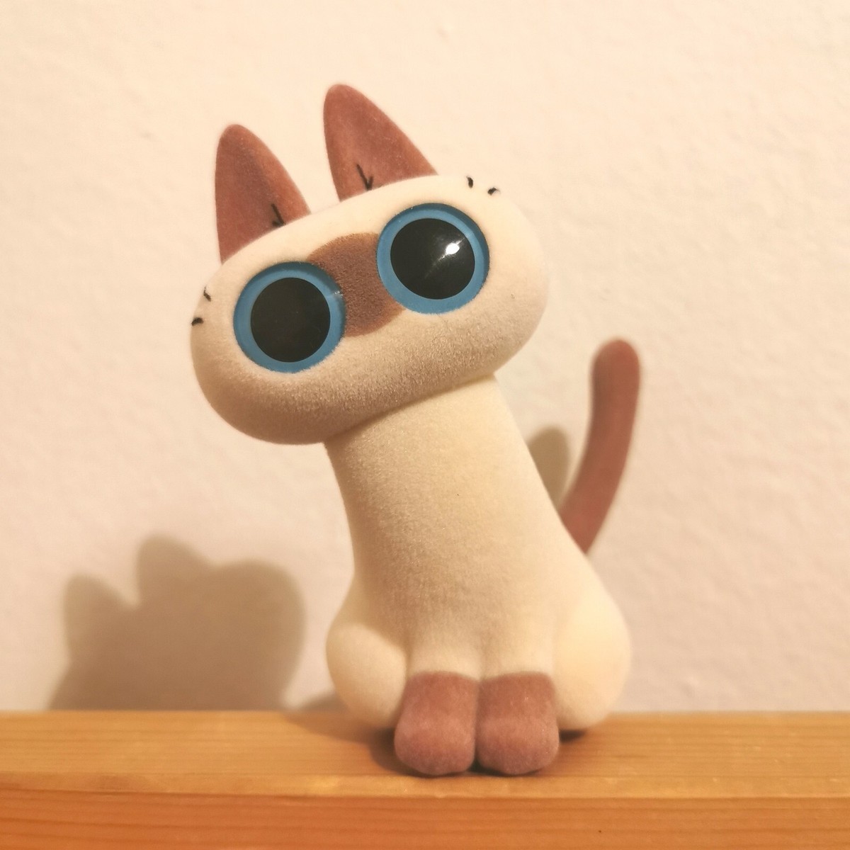 Nebeko Azuki-San's Daily Life Blind Box Figure - Stretched Azuki