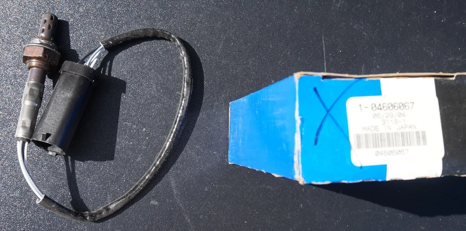 New Mopar 1995-98 Chrysler Stratus Cirrus 2.5L O2 Oxygen Sensor 4606067 Genuine - Imagen 2 de 4