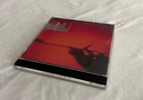U2 - Under A Blood Red Sky (1983) CD Original US Edition - BMG Club issue - Picture 3 of 5