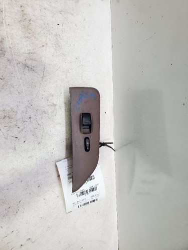 1995-2003, Toyota Avalon, Front Door Switch, 3.0L, Part Number: 84810-AC010