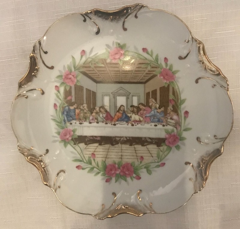 Vintage Jesus 8 inch Decorative Last Supper Wall Hanging Plate, Mint Condition