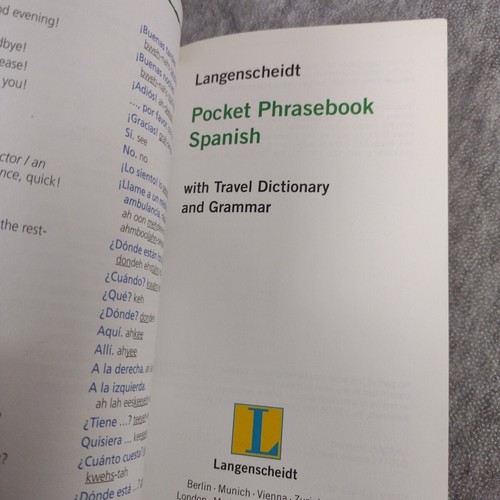 Langenscheidt Pocket Phrasebook SPANISH - Small Softcover 2011 - Picture 10 of 14