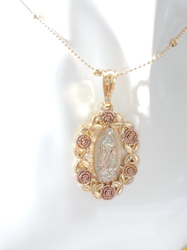 Guadalupe Medalla Pendant Necklace 