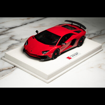 MakeUp 1:18 Diecast Car Model Lamborghini Aventador LP750-4 SV