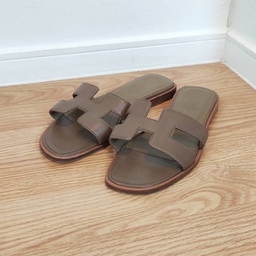 HERMES Oran "H" Taupe Mink Brown Sandal Mules Slides Womens Shoes Size: 36EU 6US