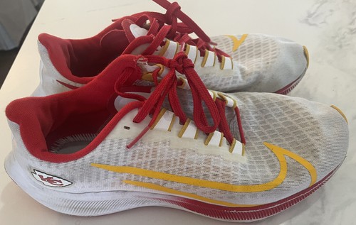chiefs nike pegasus