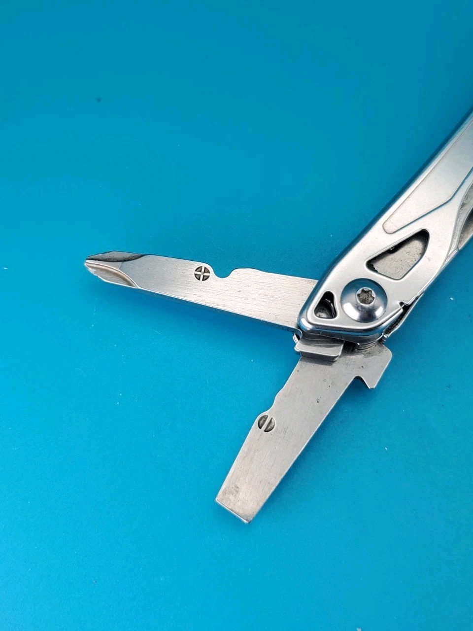 Leatherman Sidekick Multi-Tool, Knife, Pliers, Saw, Stainless!