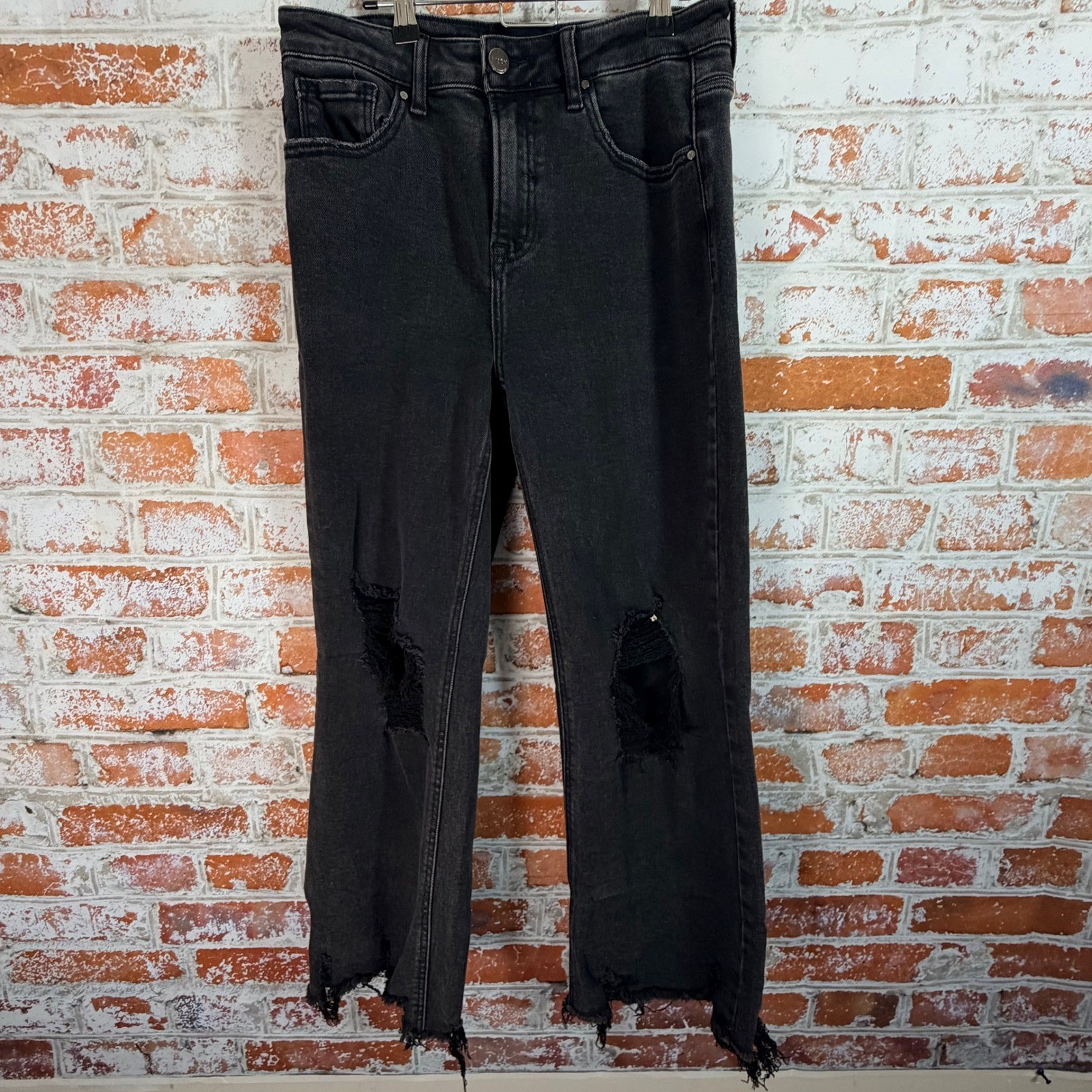 Risen Jeans Straight Leg Womens 9/29 Black Excellent Distressed Raw Hem RDP5002