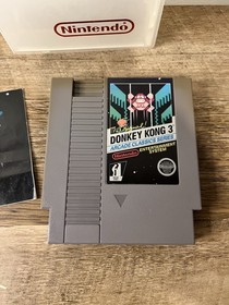 OG Donkey Kong 3 Arcade Classics Series Nintendo NES  5 Screw Tested W/Manual