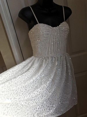Jill Jill Stuart Strapless White Floral Sequin Empire Waist Back Zip Dress Sz 10