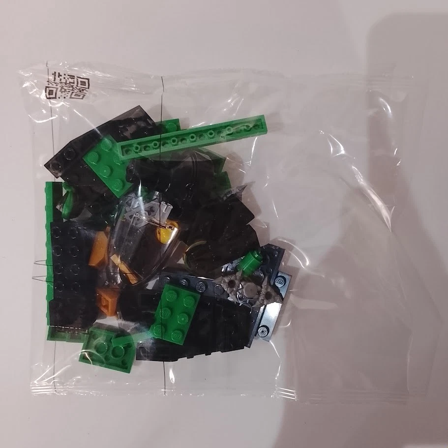 LEGO Ninjago 70628 Lloyd - Spinjitzu Master, photo 3 sur 5
