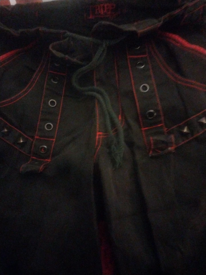 Lote de 2 pares. Pantalones Tripp Vintage Negro Y Rojo Talla 30 KickGlow Azul Y Verde Foto 3 de 4