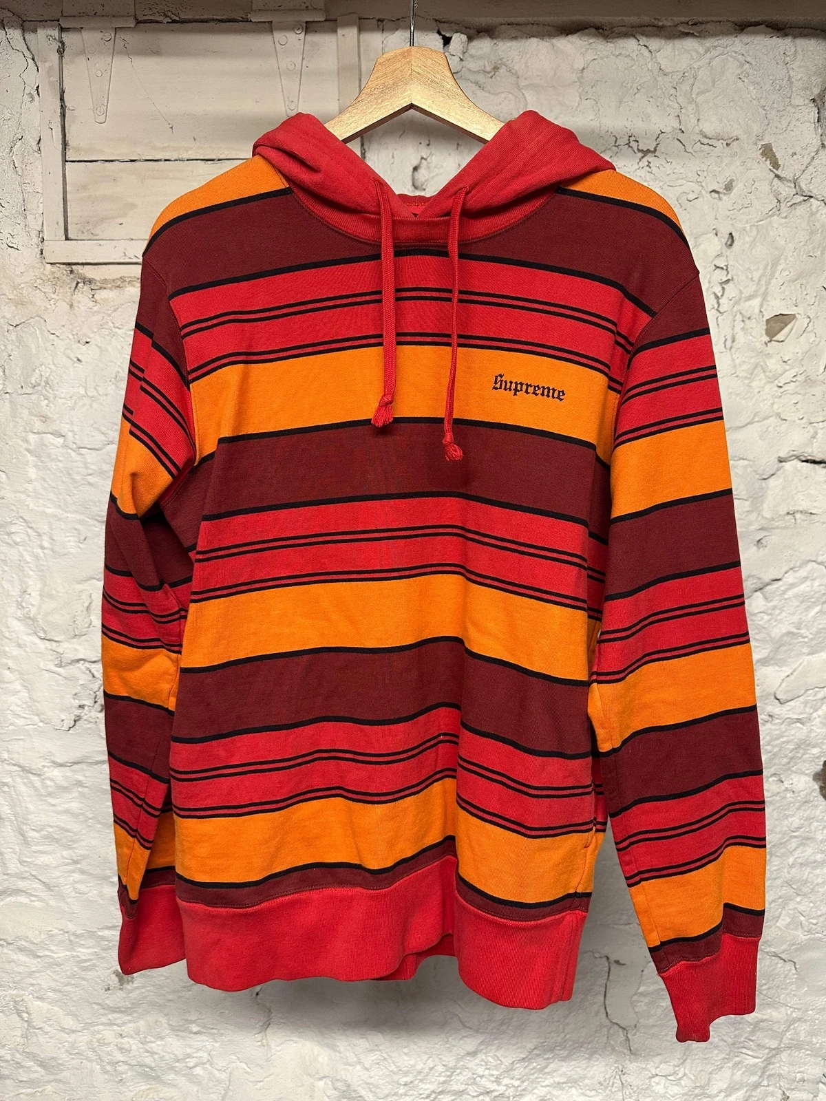 Sweat à capuche rayé orange rouge suprême taille M