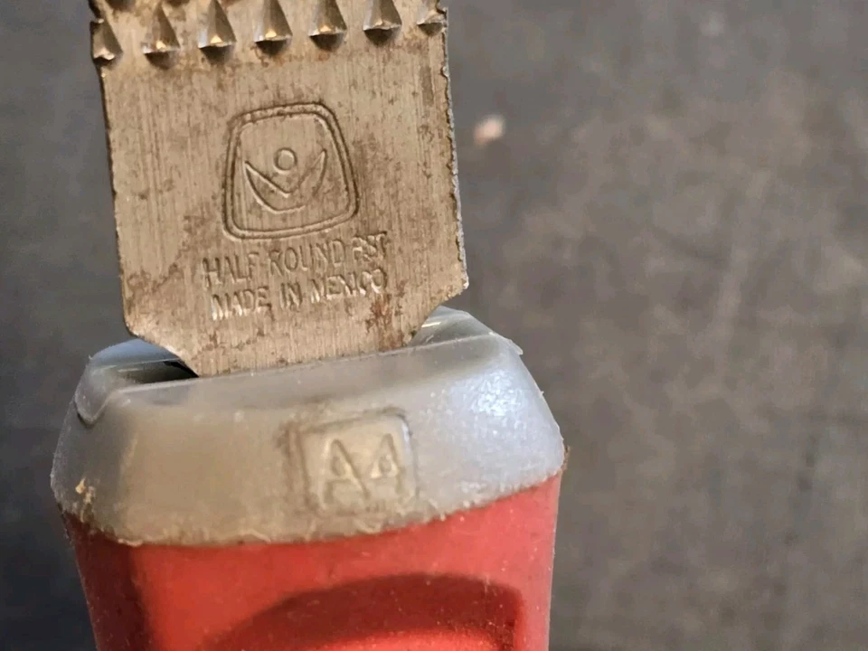 Corona 8” Half Round File Bastard Cut with A4 handle - Image 3 of 4