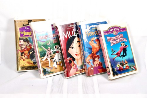 24 VHS - 15 Walt Disney Masterpiece, 6 Disney, plus 3 WB, Batman,Pooh,Mulan,more - 第 9/11 張圖片