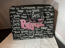 Vintage Bratz Black White World Tour Storage Case With Three Accessories Units
