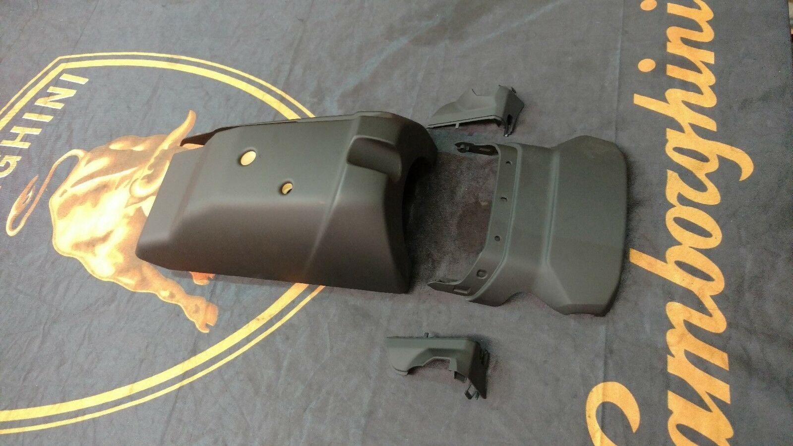LAMBORGHINI HURACAN INTERIOR STEERING COLUMN COVER PLASTIC PANELS OEM SET 