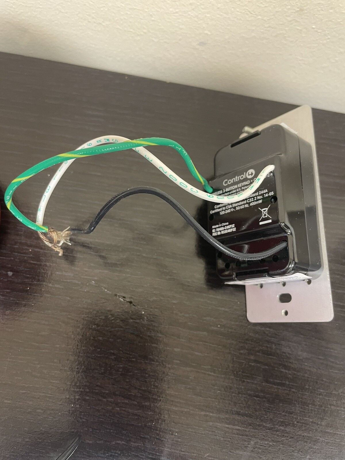 Control4 Wireless Switch - White - 3 Bottoms (C4-KP3-Z-WH)