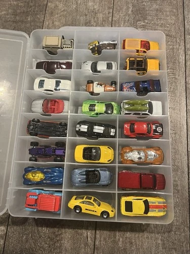 48 Vintage Hot Wheels With Case