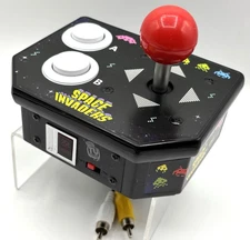 Space Invaders Taito 10-in-1 Plug & Play TV Game Tested, Plays Fine, & in VGUC_