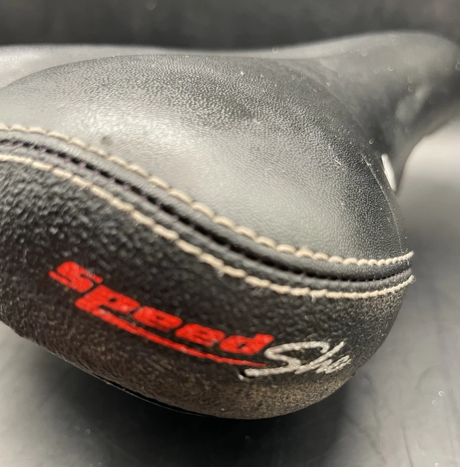 Asiento de sillín ancho negro WTB Speed She para mujer y mujer Foto 4 de 4