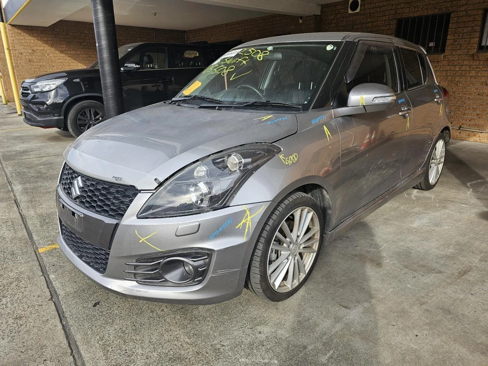 SUZUKI SWIFT RIGHT FRONT POWER WINDOW REGULATOR MOTOR 08/2010-03/2017 778415 - image 4 of 4