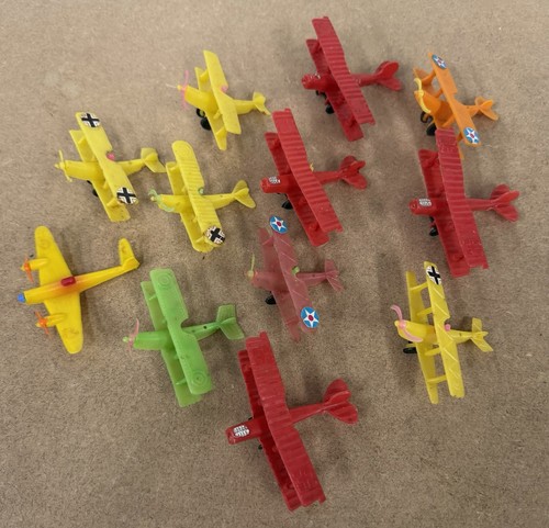Vtg 1970s WWI Biplane Plastic Toys JENNY, FOKKER SET OF 12 Aircrafts Hong Kong
