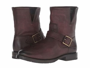 frye short engineer boots