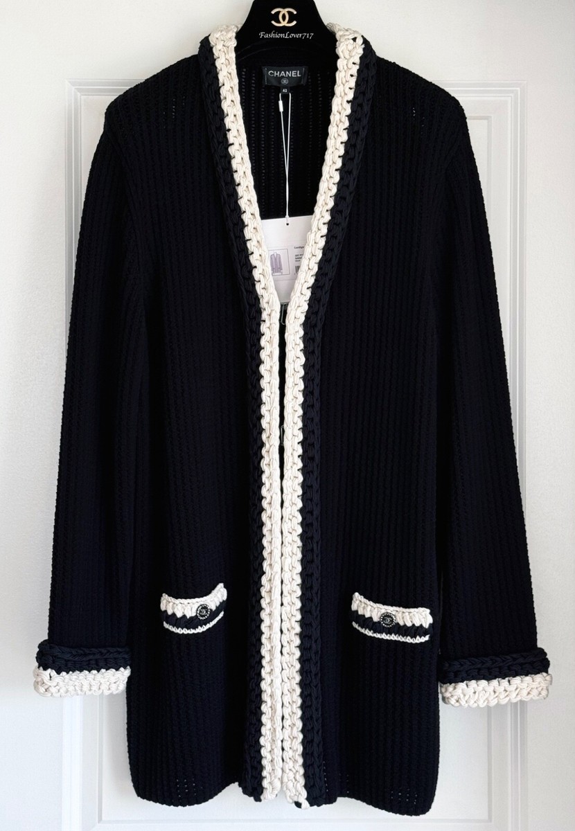 NWT 22C CHANEL BLACK ECRU CC BUTTONS COTTON SILK LONG NWT 22C CHANEL BLACK ECRU CC BUTTONS COTTON SILK LONG