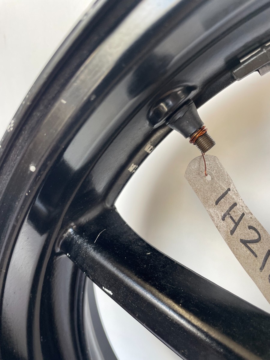 HONDA VFR 400 R NC30 1989 - 1992 REAR WHEEL GENUINE OEM LOT1