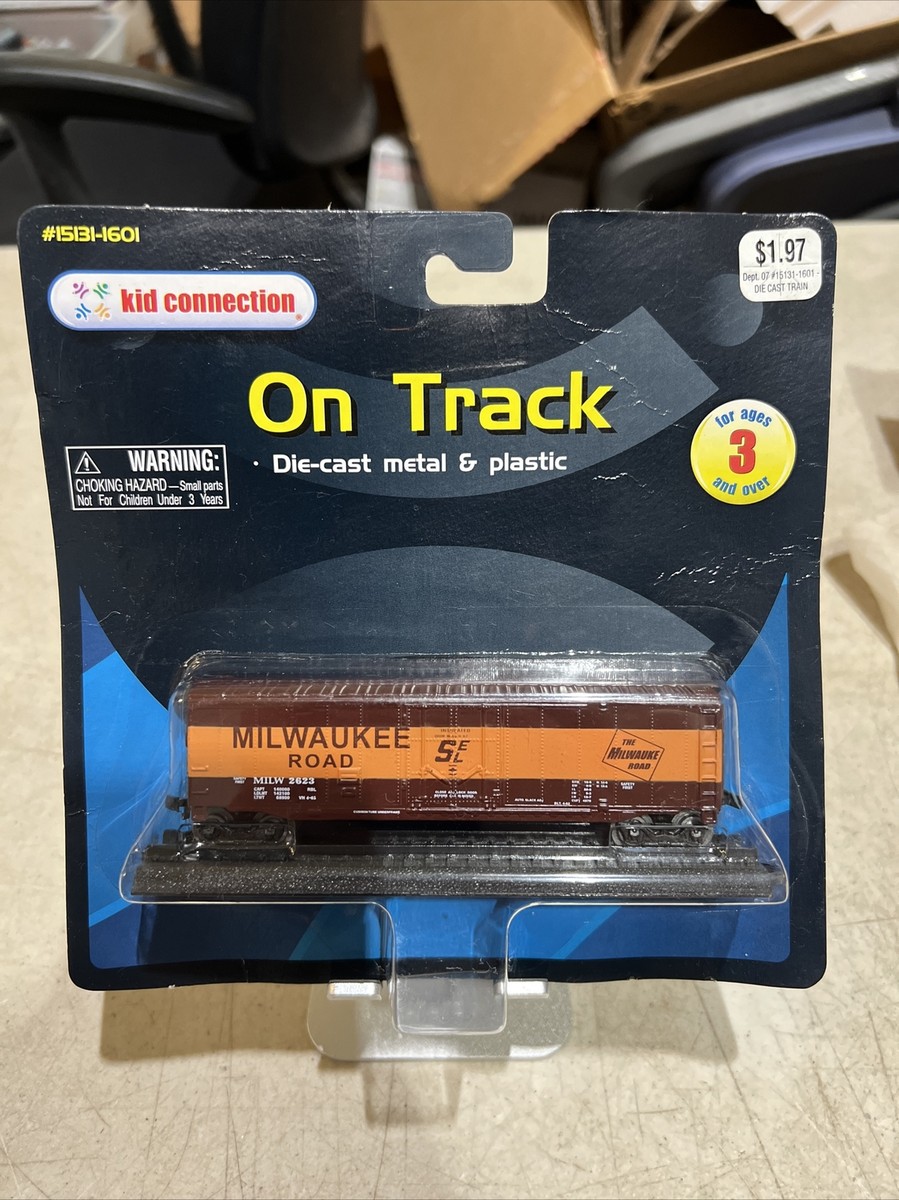 On Track Milwaukee Road MILW 2623 Die Cast Metal Collection Train