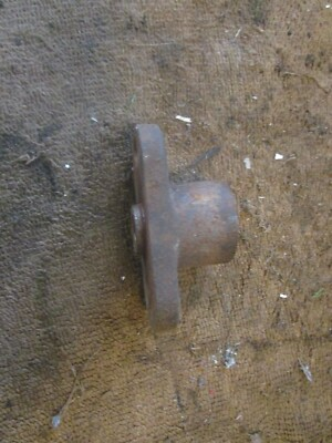 #ad MTD 119 424R000 Briggs amp; Stratton 100708 blade adapter for splined crank $15.00