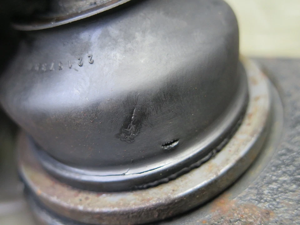 03-06 JUEGO DE 2 YUGO DE SUSPENSIÓN DELANTERA IZQUIERDA CHEVROLET SSR Y BRAZO DE CONTROL INFERIOR OEM Foto 4 de 4