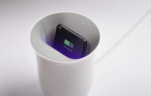Station de charge sans fil Lexon Oblio et désinfectant UV blanc - Photo 2 sur 9