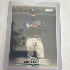 Topps Stadium Club 2025 Ken Griffey Jr. #135 Seattle Mariners MLB Baseball Card