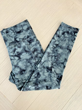 ATHLETA Legging Women Size M Salutation Stash II Pocket 7/8 Tight Green Tie Dye