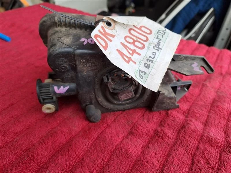 司机转角/公园灯 211 型 E550 适合 03-09 MERCEDES E-CLASS 566162 — 第 3/3 张图片