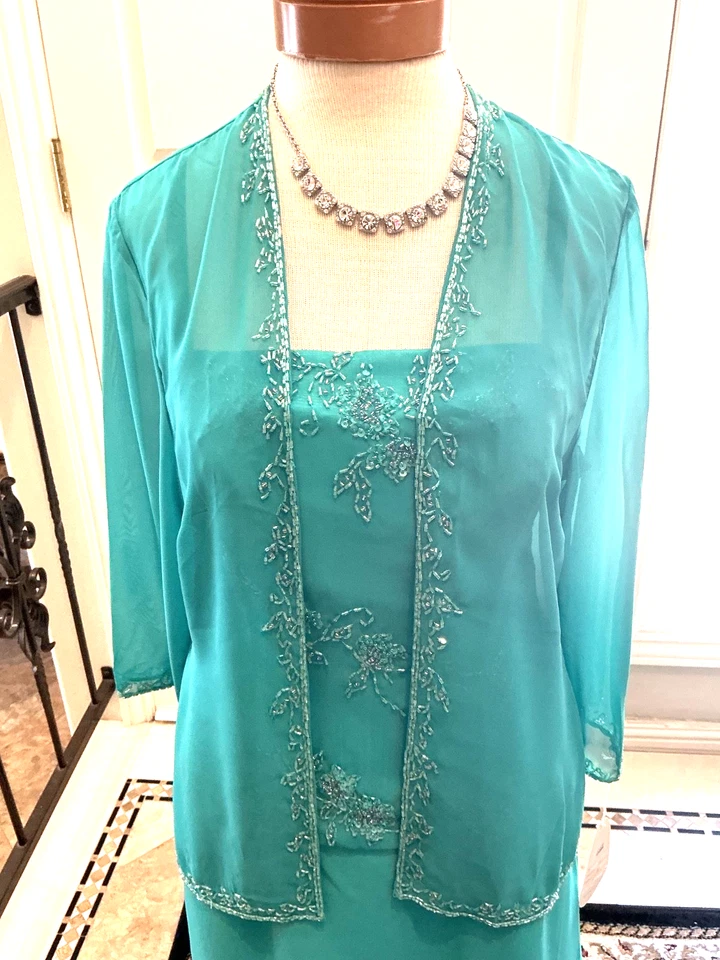 CASSANDRA  STONE NEW Mothers social occasion formal Long dress JADE chiffon  10 - Image 3 of 4