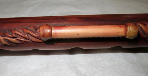 MAGICO FIRMATO 95 CRISTALLI FLAUTO BAMBÙ MAGO PELLE MARMI PIETRE - Foto 12 di 12